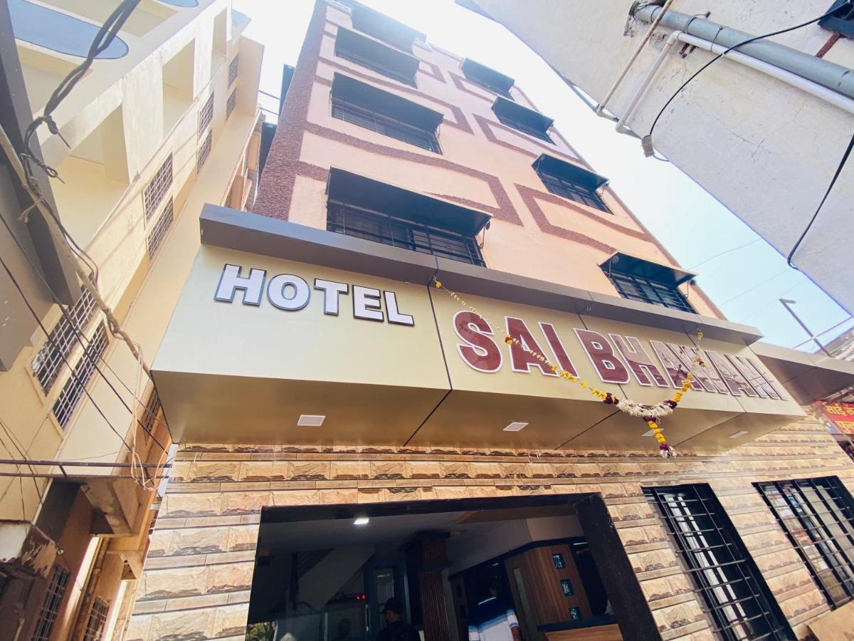 Hotel Sai Bhawani Shirdi Esterno foto